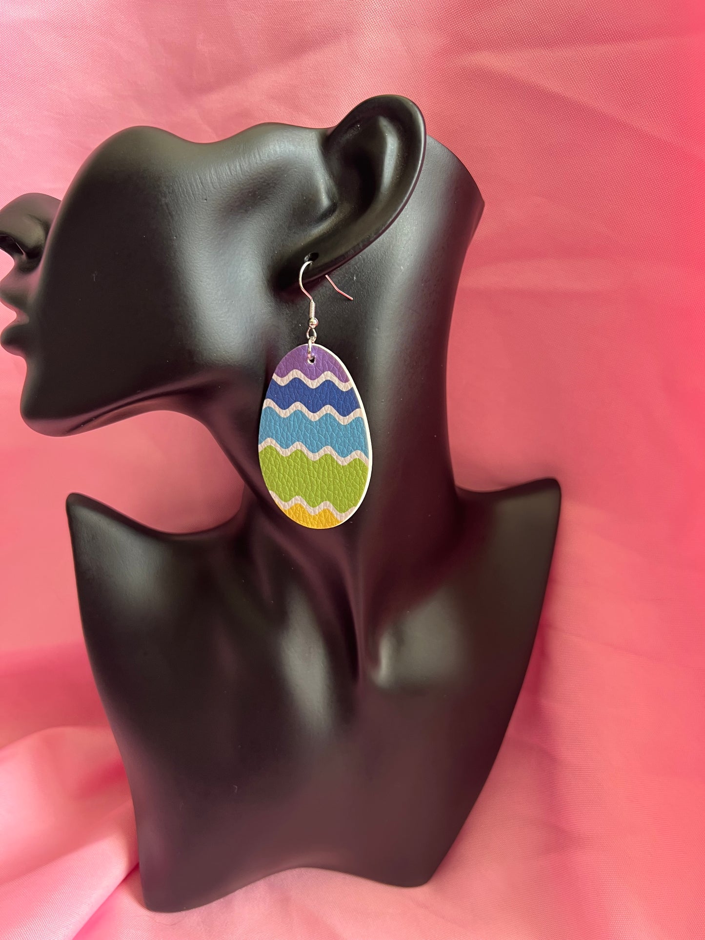 Pastel Squiggle Eggs
