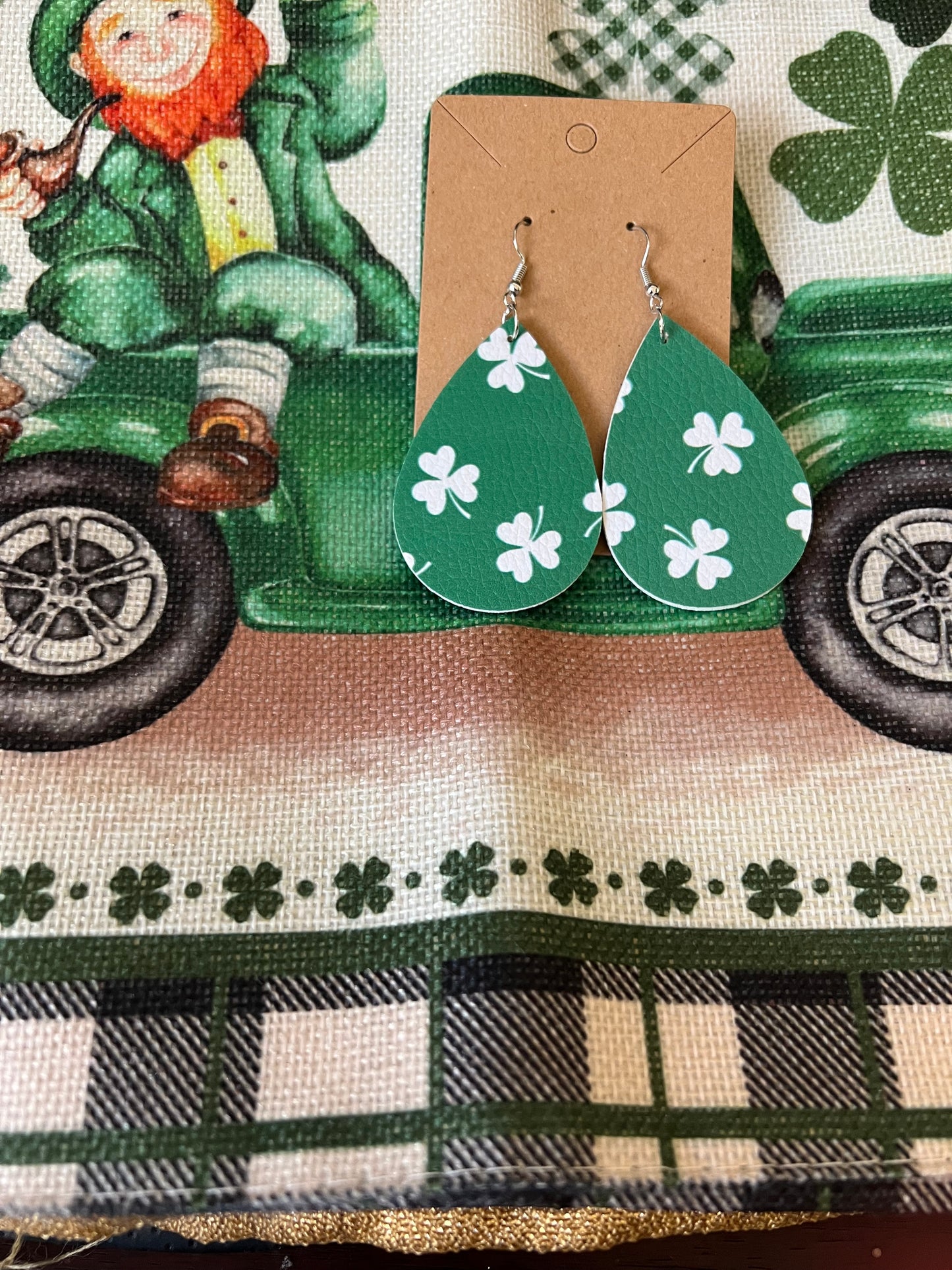 White Shamrocks